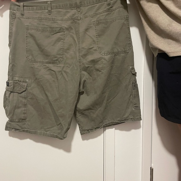 Cargo Shorts - Picture 2 of 2